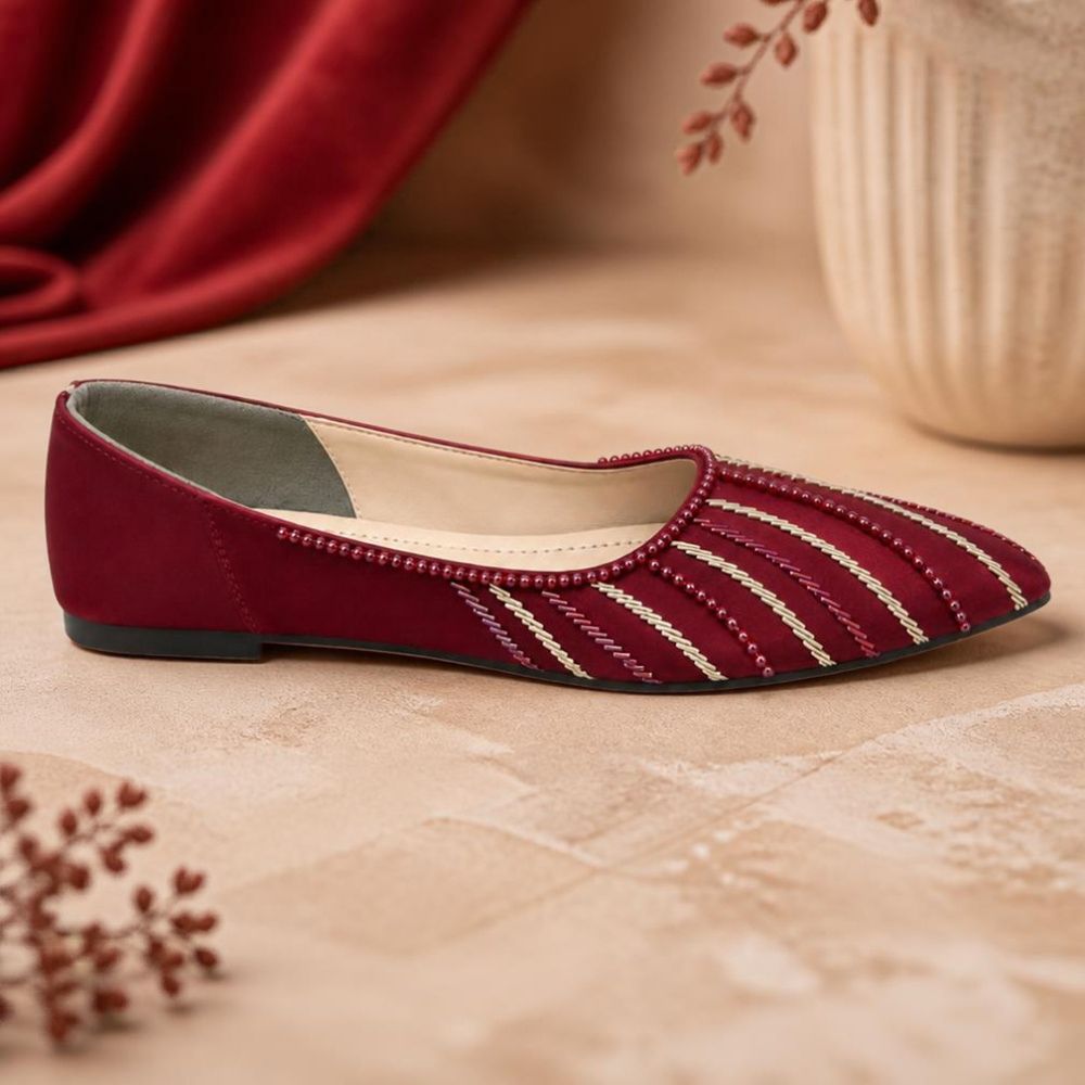Maroon Hand-Embroidered Pointed Pump