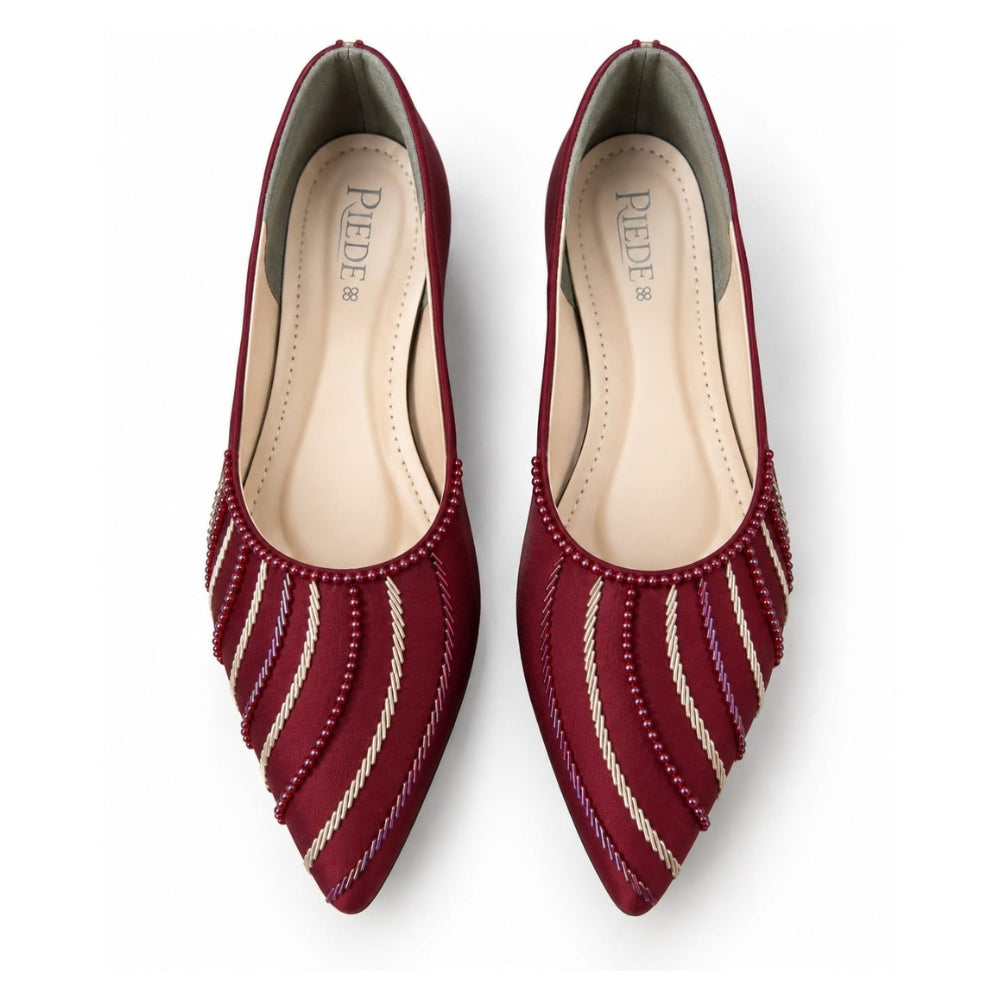 Maroon Hand-Embroidered Pointed Pump