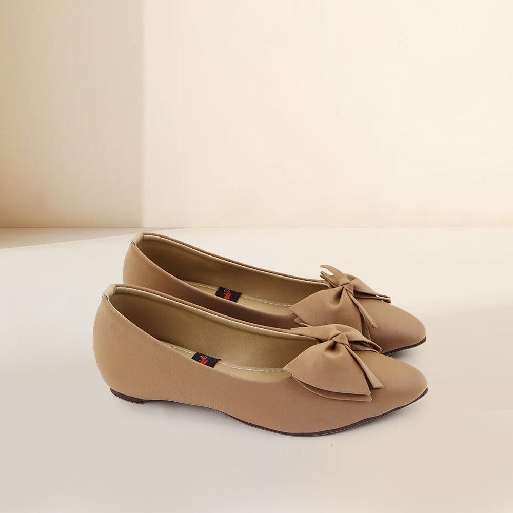 Cream Bow Ballet Flat Pumps