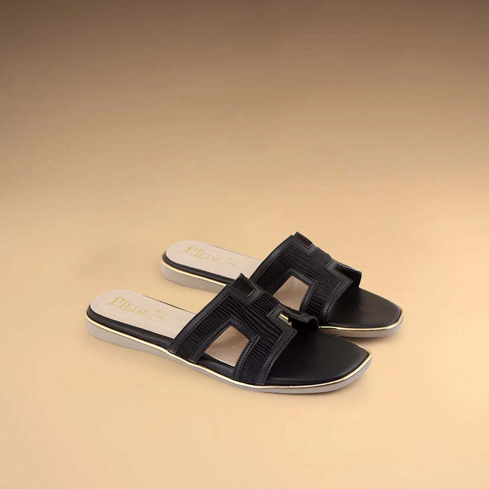 Black Textured H-Strap Flat